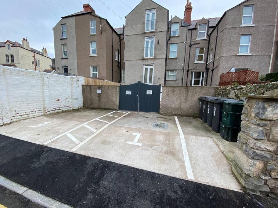 Central Llandudno, Private Parking Near To Beach, Pier & Shops Exteriér fotografie